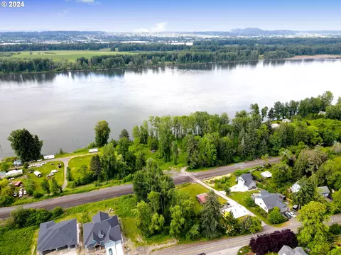 16911 SEvergreen Hwy, Vancouver, WA 98683