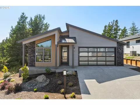 517 Meadows Dr, Manzanita, OR 97130