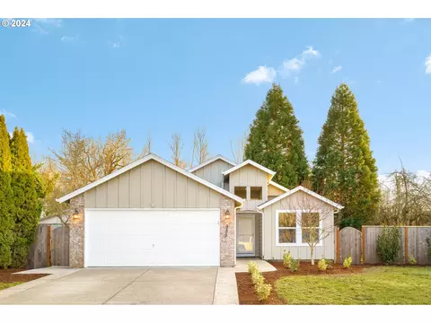 955 S Palmetto St, Cornelius, OR 97113