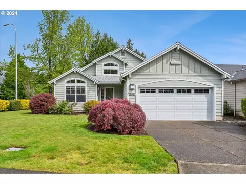 14087 SW Springbrook Ln, Tigard, OR 97223
