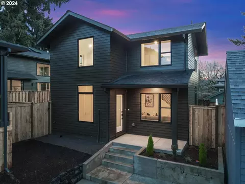2805 SE 34th Ave #B, Portland, OR 97202