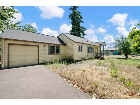 179 35th St, Springfield, OR 97478