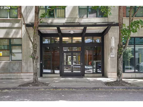 820 NW 12th Ave #416, Portland, OR 97209