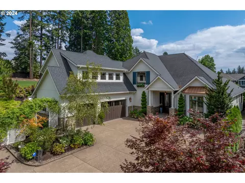 14062 Goodall Rd, Lake Oswego, OR 97034
