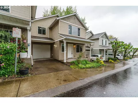 10545 NE Fremont St #15, Portland, OR 97220
