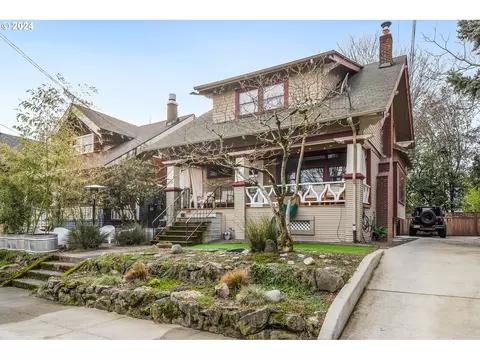 1715 SE 36th Ave, Portland, OR 97214