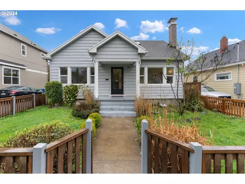 3425 NE 52nd Ave, Portland, OR 97213