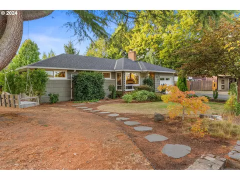 503 NE Birchwood Rd, Hillsboro, OR 97124