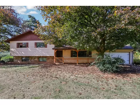 24443 S Hayfield Rd, Beavercreek, OR 97004
