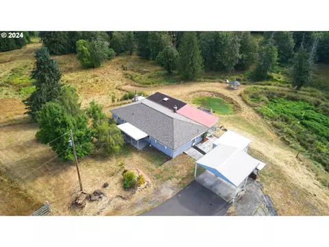 15723 S Thayer Rd, Oregon City, OR 97045