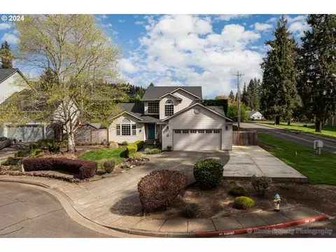 32839 SW Crystal Springs Ct, Scappoose, OR 97056
