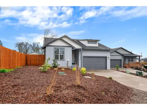 5324 Faith Ave NE, Salem, OR 97305