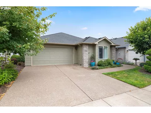 774 SE Saint Andrews Ln, Dallas, OR 97338