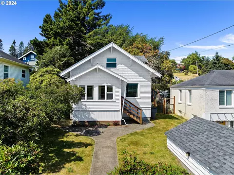 34 Nehalem Ave, Astoria, OR 97103