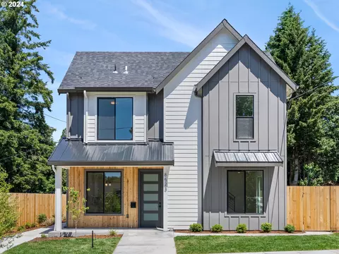 8523 NE Milton St #1, Portland, OR 97220