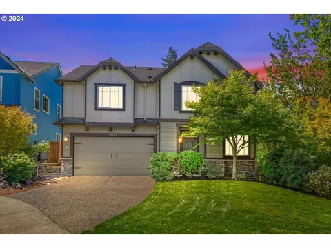 4707 E Masters Dr, Newberg, OR 97132