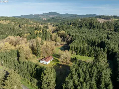 22135 Gage Rd, Monmouth, OR 97361