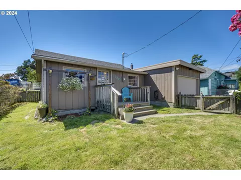 1130 5th Street Loop, Netarts, OR 97143