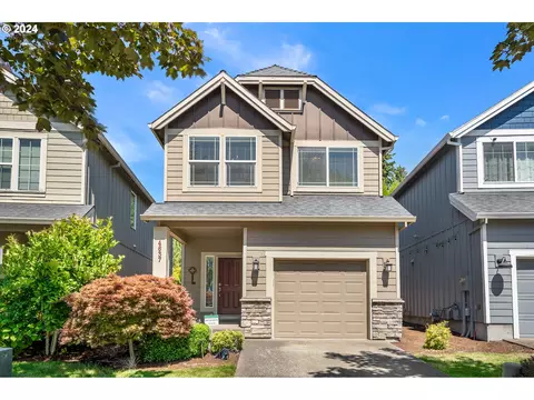 4637 SE Sandalwood St, Hillsboro, OR 97123