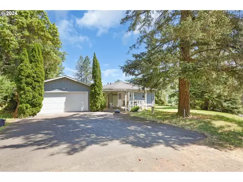 223 Forgotten Ln, Roseburg, OR 97471