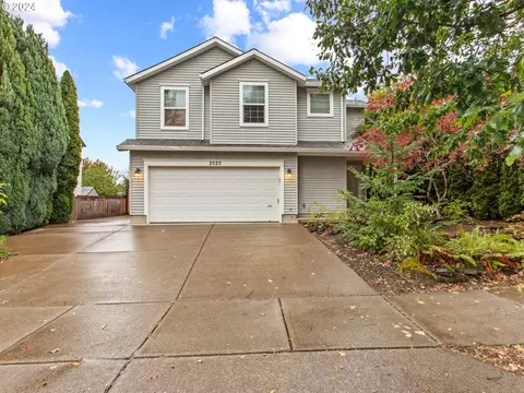 2525 Strasburg Dr, Forest Grove, OR 97116