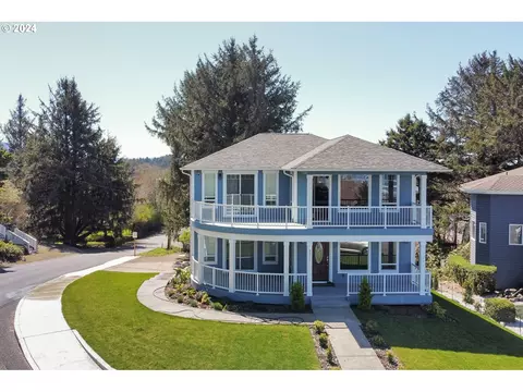 5321 NE Port Ln, Lincoln City, OR 97367