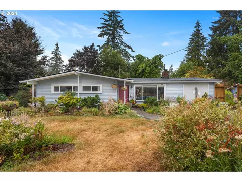 619 Brighton Ave, Oregon City, OR 97045