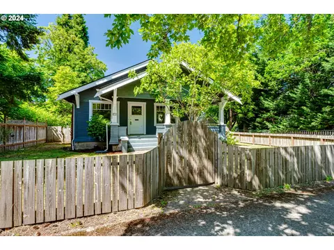 931 W 11th Ave, Eugene, OR 97402