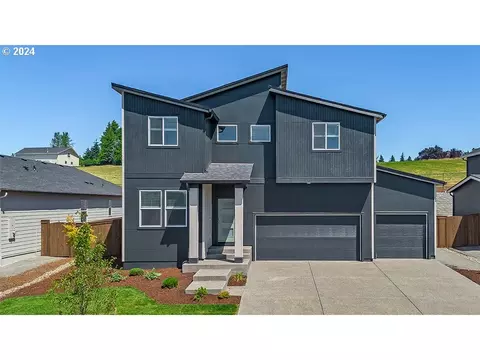 1119 W 15th St, La Center, WA 98629