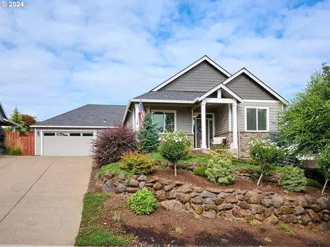539 Eastview Ln, Silverton, OR 97381