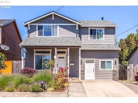 10011 SE Insley St, Portland, OR 97266