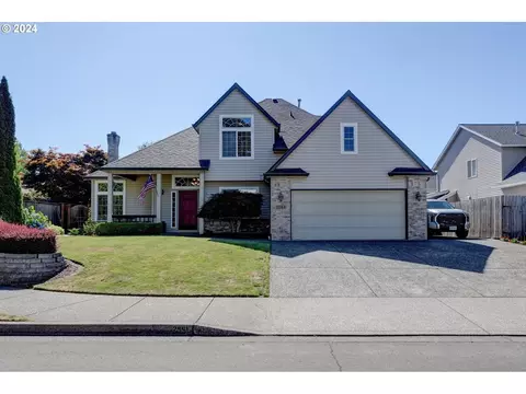 2551 NE Lorie Dr, Hillsboro, OR 97124