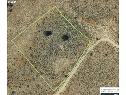 Nezpine Ln, Chiloquin, OR 97624