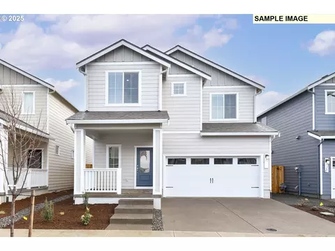 1292 Parkside Ave, Woodburn, OR 97071