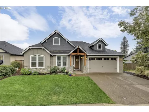 211 E 16th St, Lafayette, OR 97127