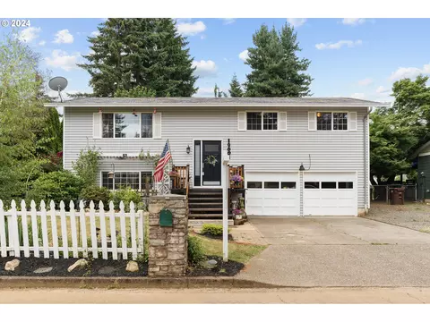 19007 Bedford Dr, Oregon City, OR 97045