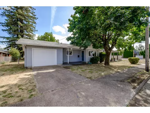 176 W Grant St, Lebanon, OR 97355
