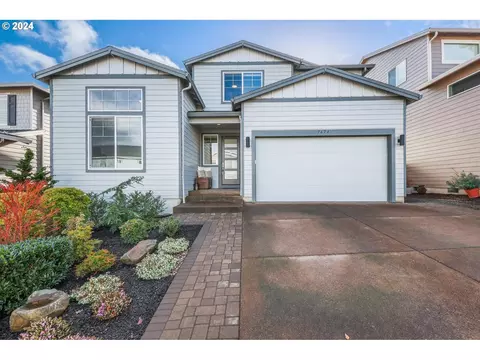 7674 SW Hansen Ln, Tigard, OR 97224