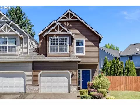 7447 NE Shaleen St, Hillsboro, OR 97124