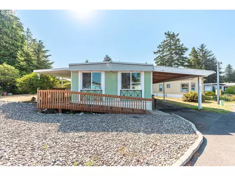 465 Shorepines Ave, Coos Bay, OR 97420