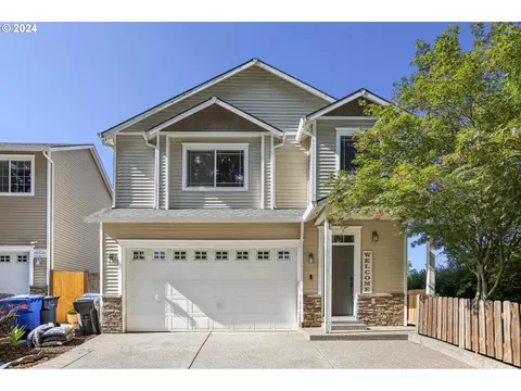 19297 Oak Ave, Sandy, OR 97055