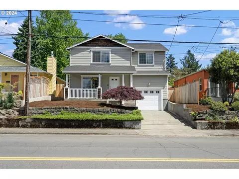 6326 SE Cesar E Chavez Blvd, Portland, OR 97202