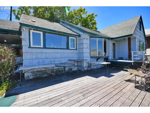 1511 Quinton St, The Dalles, OR 97058