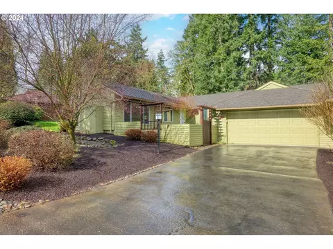 15179 SW New Plymouth Ln, Beaverton, OR 97007