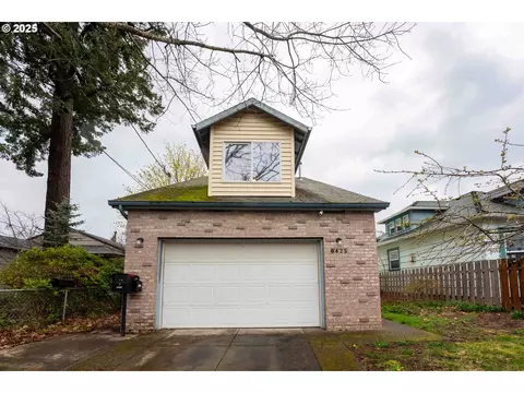 6425 SE Woodstock Blvd, Portland, OR 97206