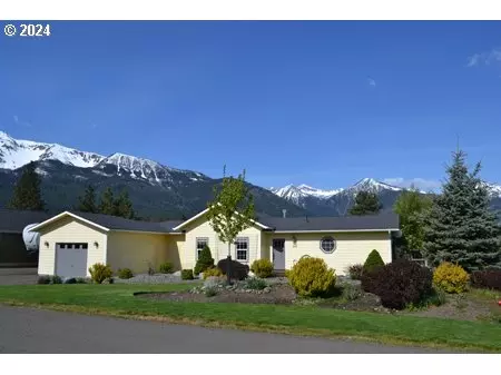 1001 Dawson Ave, Joseph, OR 97846