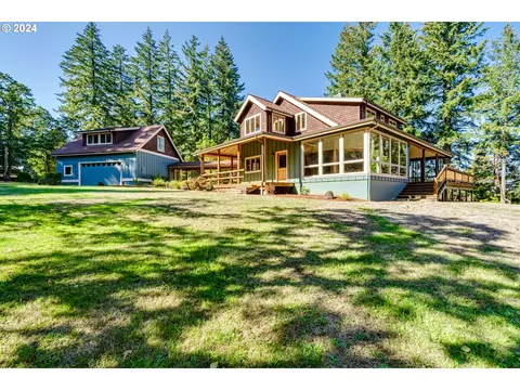 31033 Foxridge Ln, Eugene, OR 97405