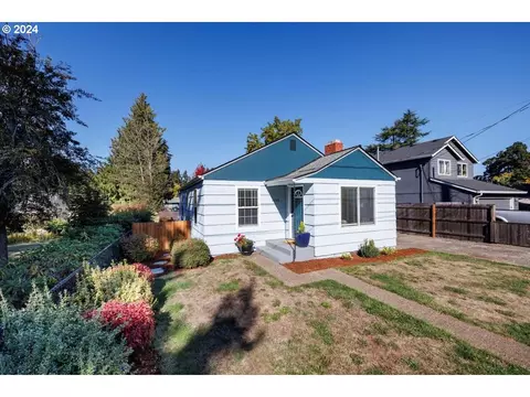 1315 Lincoln St, Oregon City, OR 97045