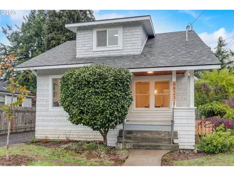 6823 SE Mitchell St, Portland, OR 97206