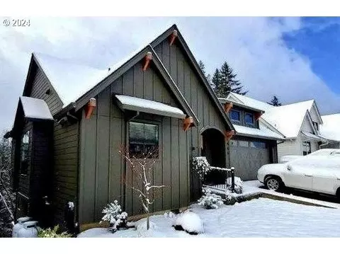 955 SE Little Ln, Estacada, OR 97023